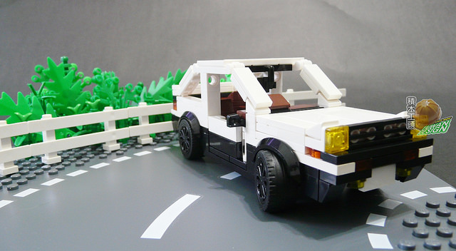 LEGO AE86 TOYOTA TRUENO