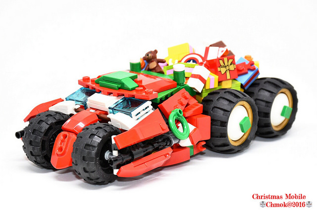 Batman： Christmas Mobile