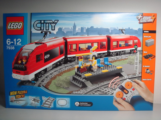 2010 鐵道系列 7938 Passenger Train 紅色子彈列車