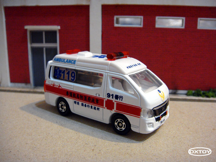 台灣消防局救護車 行善團捐贈4.jpg
