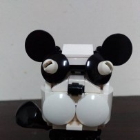 我的MOC-熊貓(但是看起來像狗?)