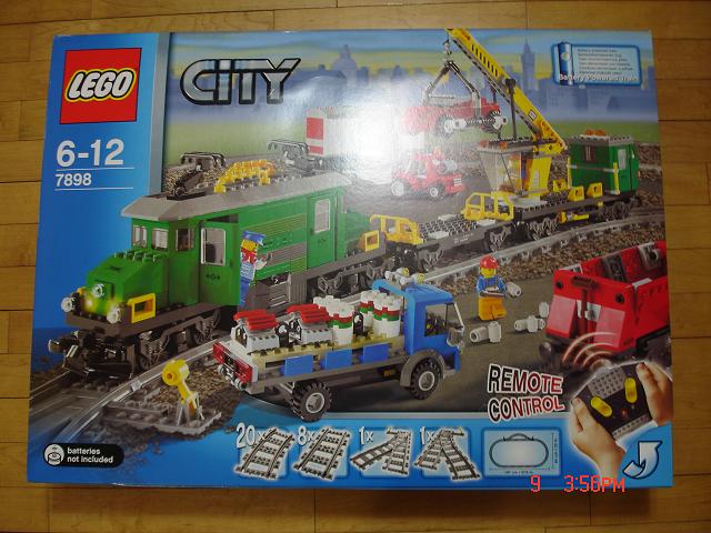 火車系列-7898 Cargo Train Deluxe 豪華的貨運火車