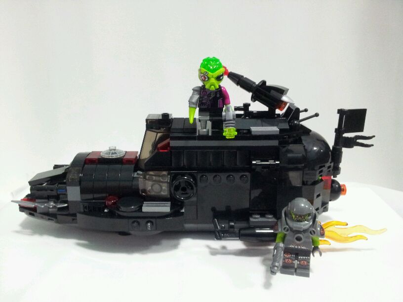 太空海盜X暴族戰艦見參